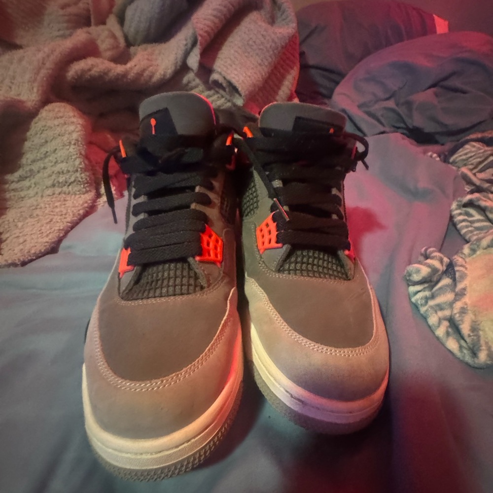 Jordan 4 Gray and Red